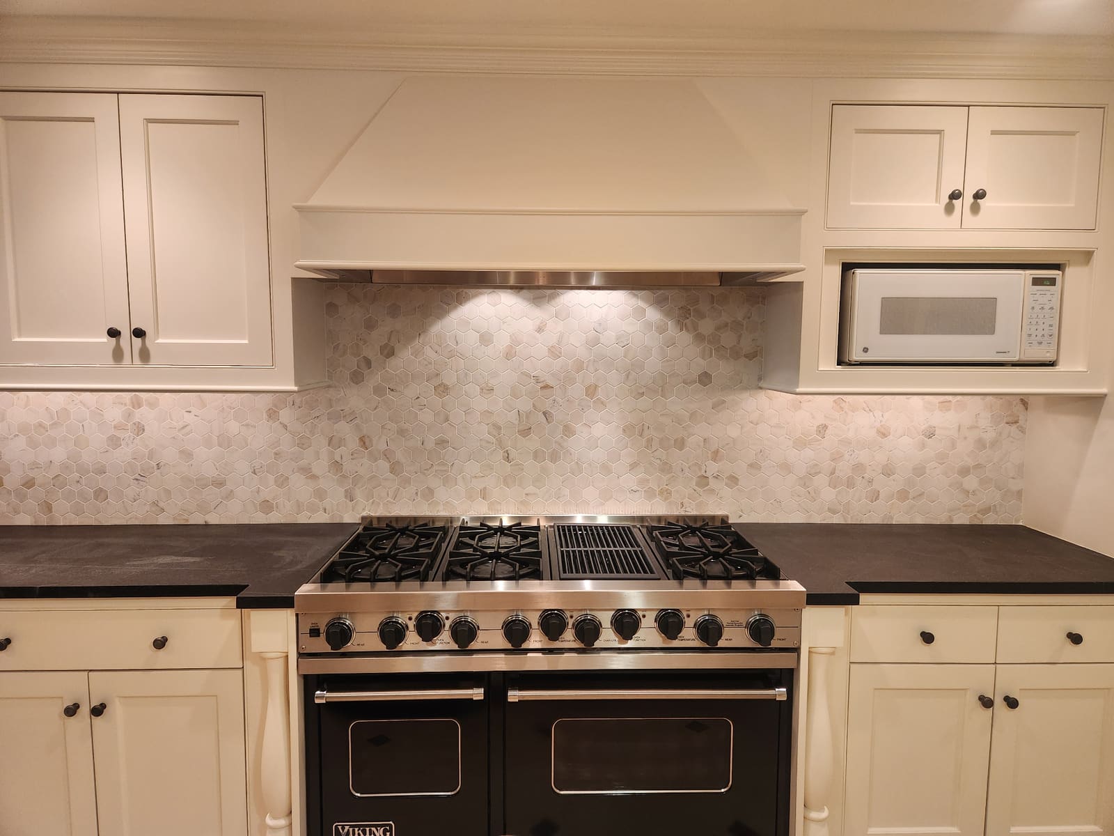 Hexagon mosaic tile Harrison